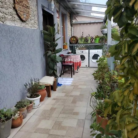 Villa Aria